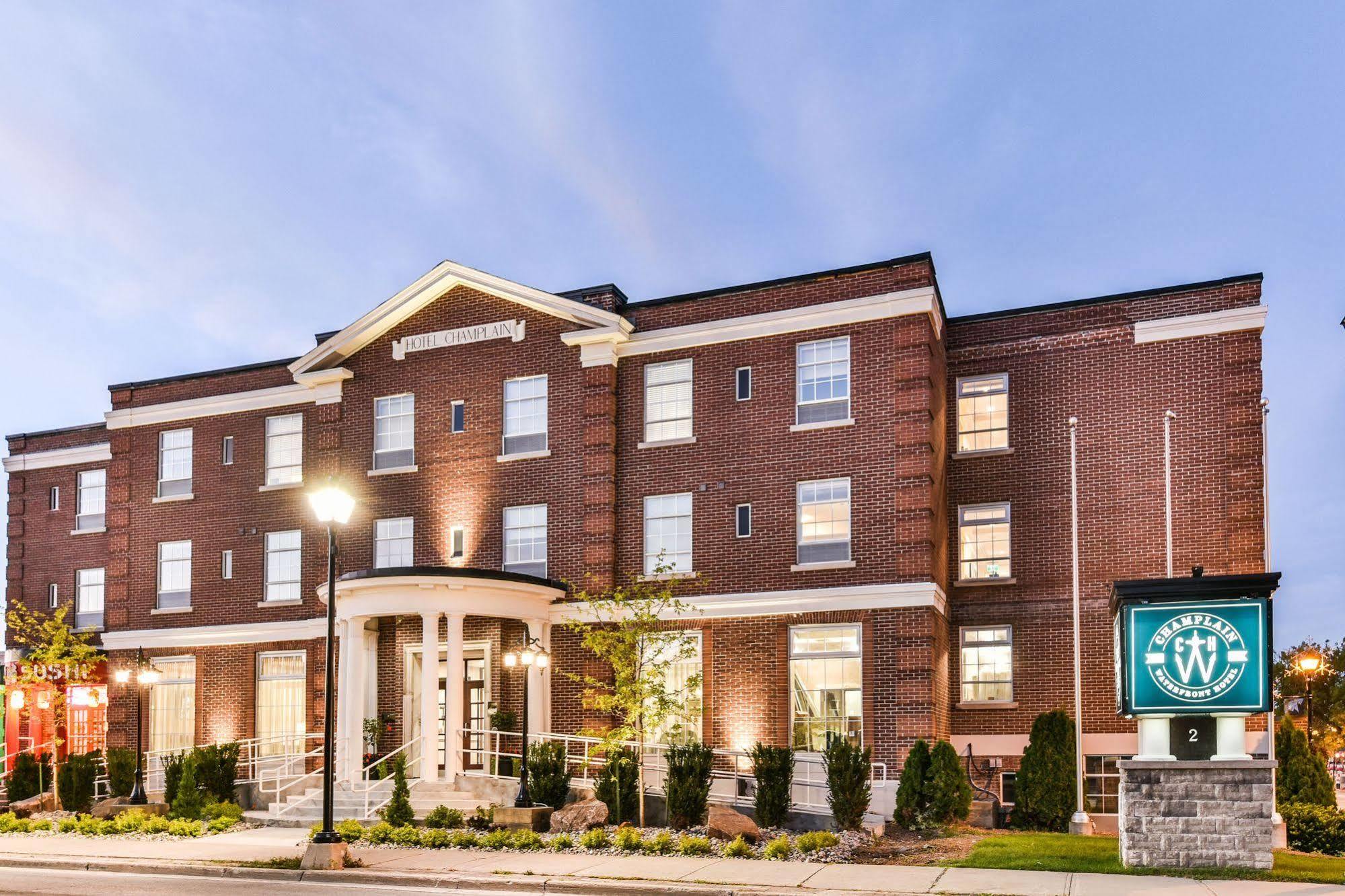 The Champlain Waterfront Hotel Ascend Hotel Collection Orillia Exterior foto
